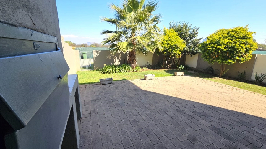 3 Bedroom Property for Sale in Melodie North West